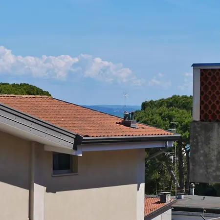 Apartment Fg - Bilocale Con Terrazzo E Posto Auto Coperto Grado