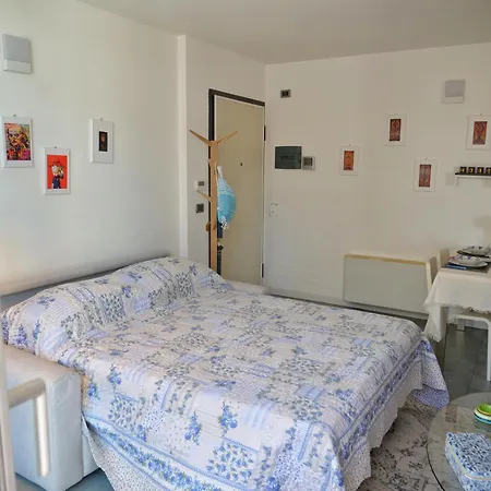 Fg - Bilocale Con Terrazzo E Posto Auto Coperto Apartment *