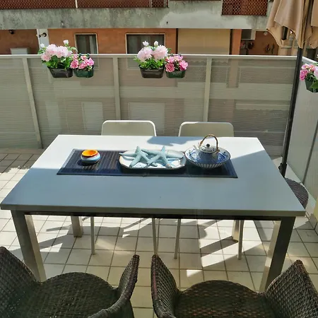 Apartment Fg - Bilocale Con Terrazzo E Posto Auto Coperto *
